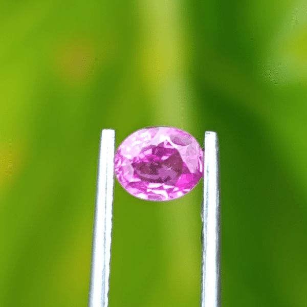 Heated Pink Sapphire (0.90 ct) - Image 3