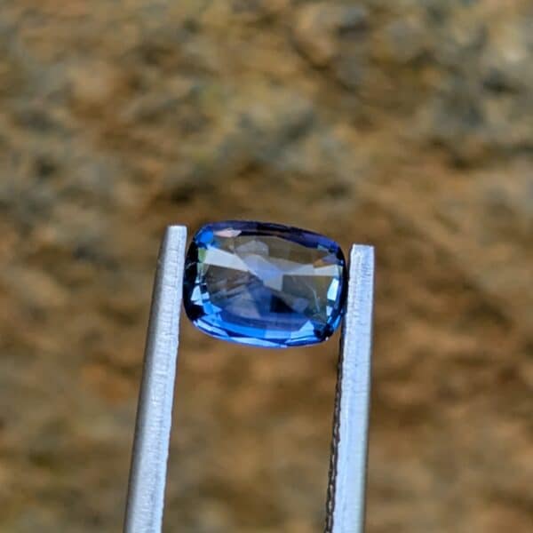 Natural Blue Sapphire (1.28 ct) - Image 5