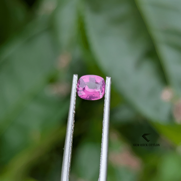 Natural Pink Sapphire (0.61 ct) - Image 5